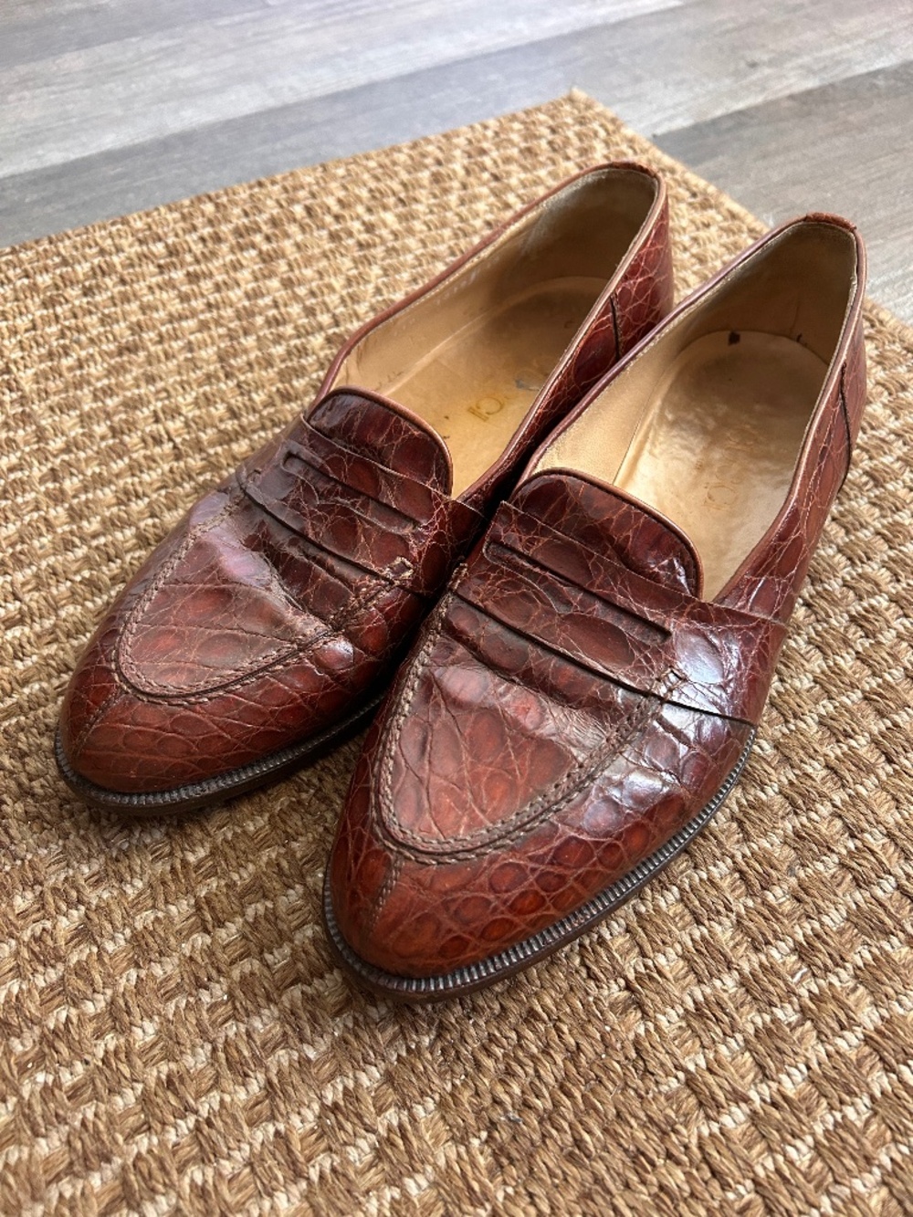 Gucci authentic vintage brown genuine crocodile alligator penny loafers 43D 10D